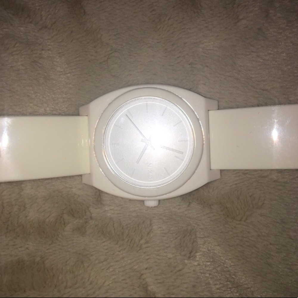 Nixon watch